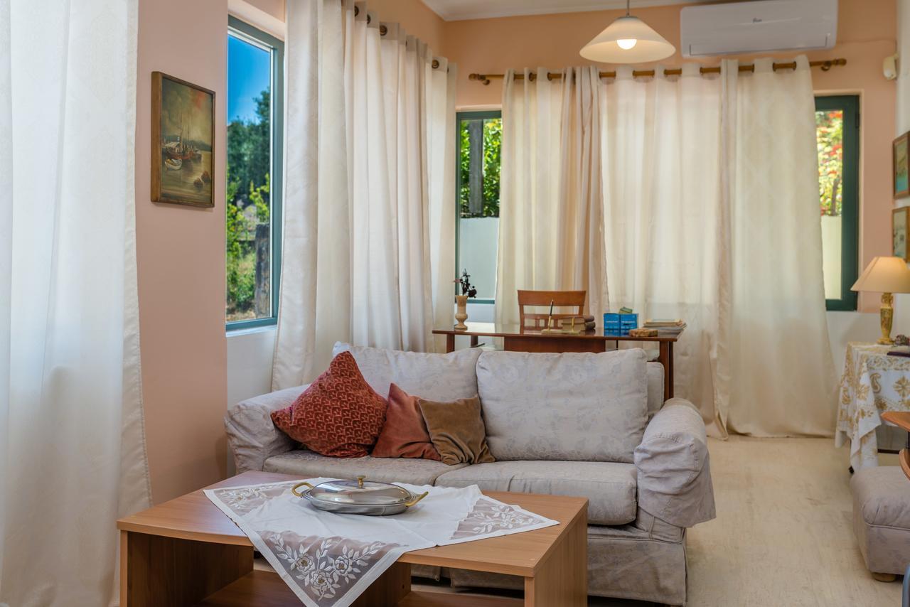 Le Reve Apartment Akrotiri  Ngoại thất bức ảnh