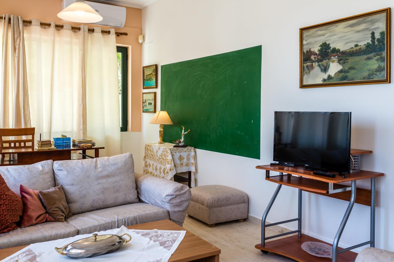 Le Reve Apartment Akrotiri  Ngoại thất bức ảnh